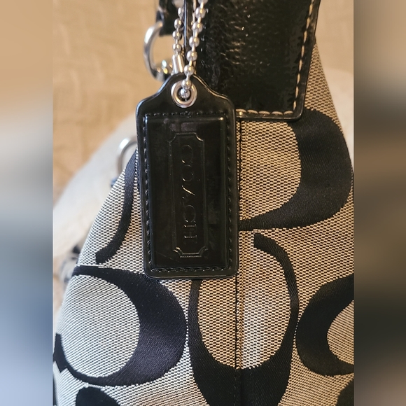 Coach hobo bag - Picture 4 of 9